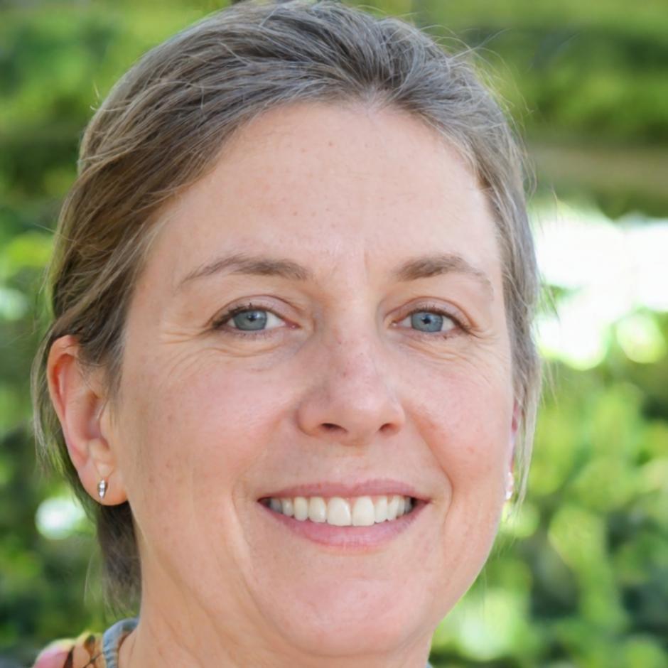 Carmen López, Especialista en Negociación